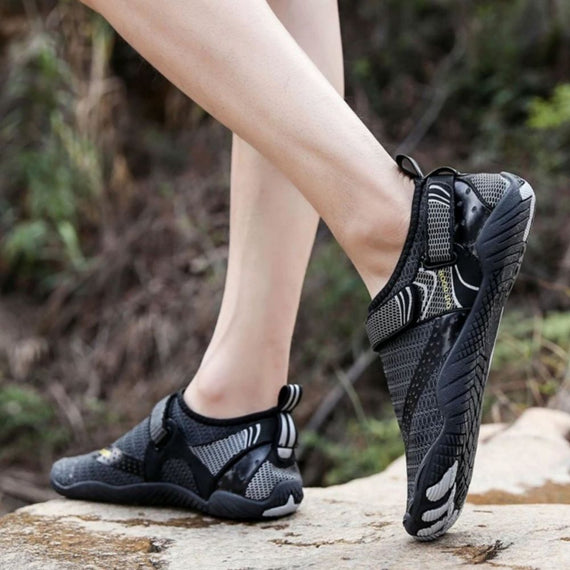 Men Women Water Shoes Barefoot Quick Dry Aqua Sports Shoes - Black Size EU46 = US11